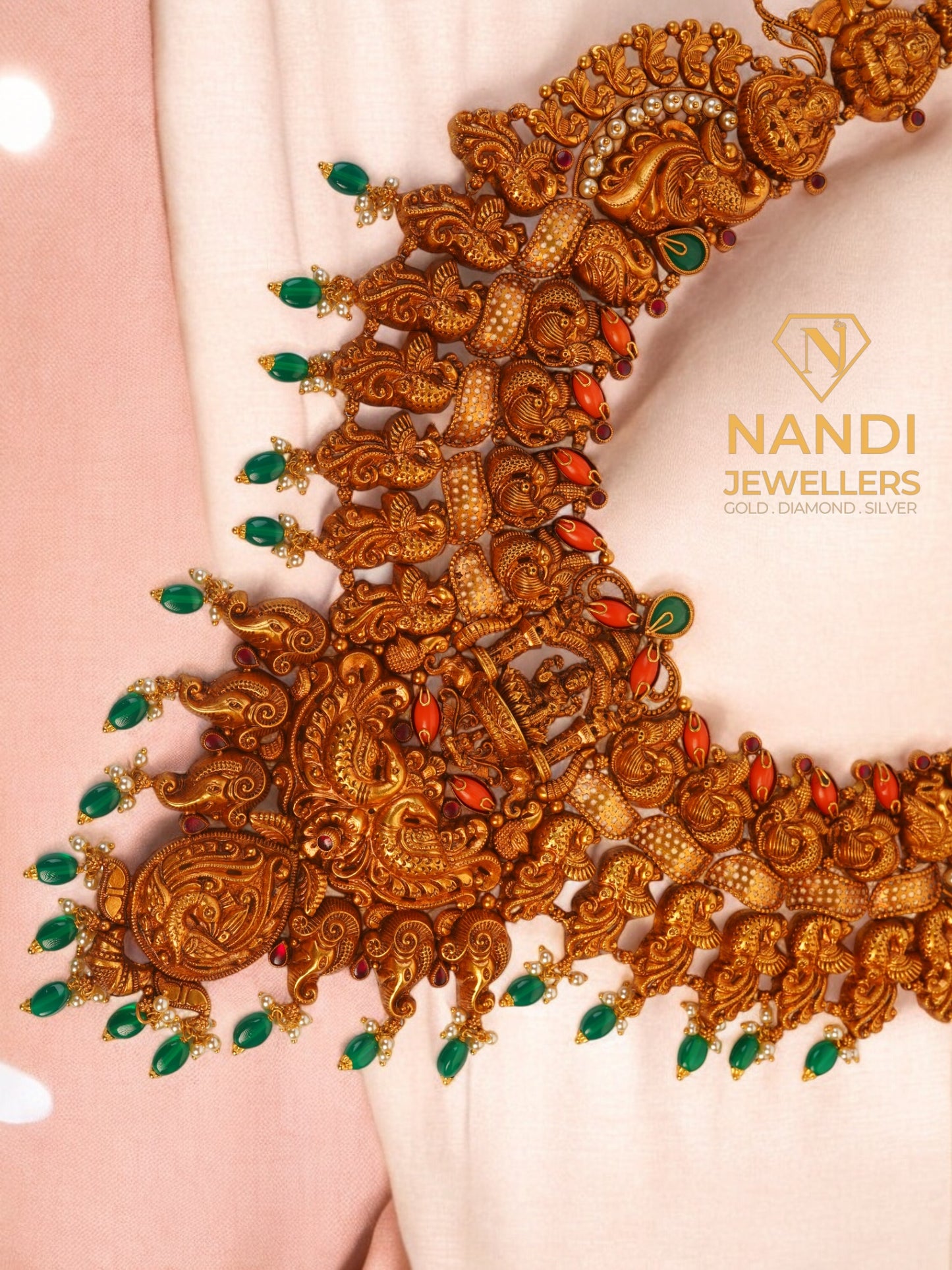 Gold Lightweight Nakshi Antique Kasu Bridal Jewellery Set