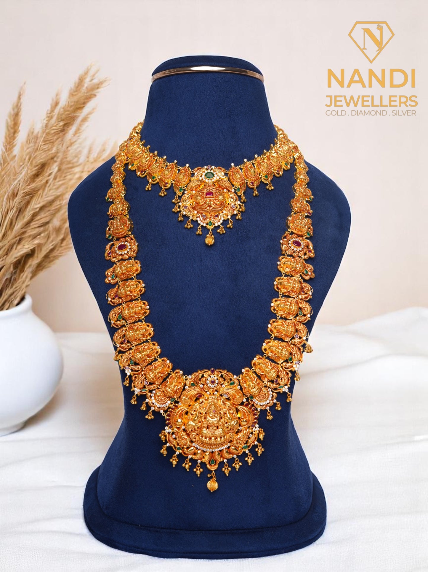 Gold Nakshi Bridal Jewellery Set